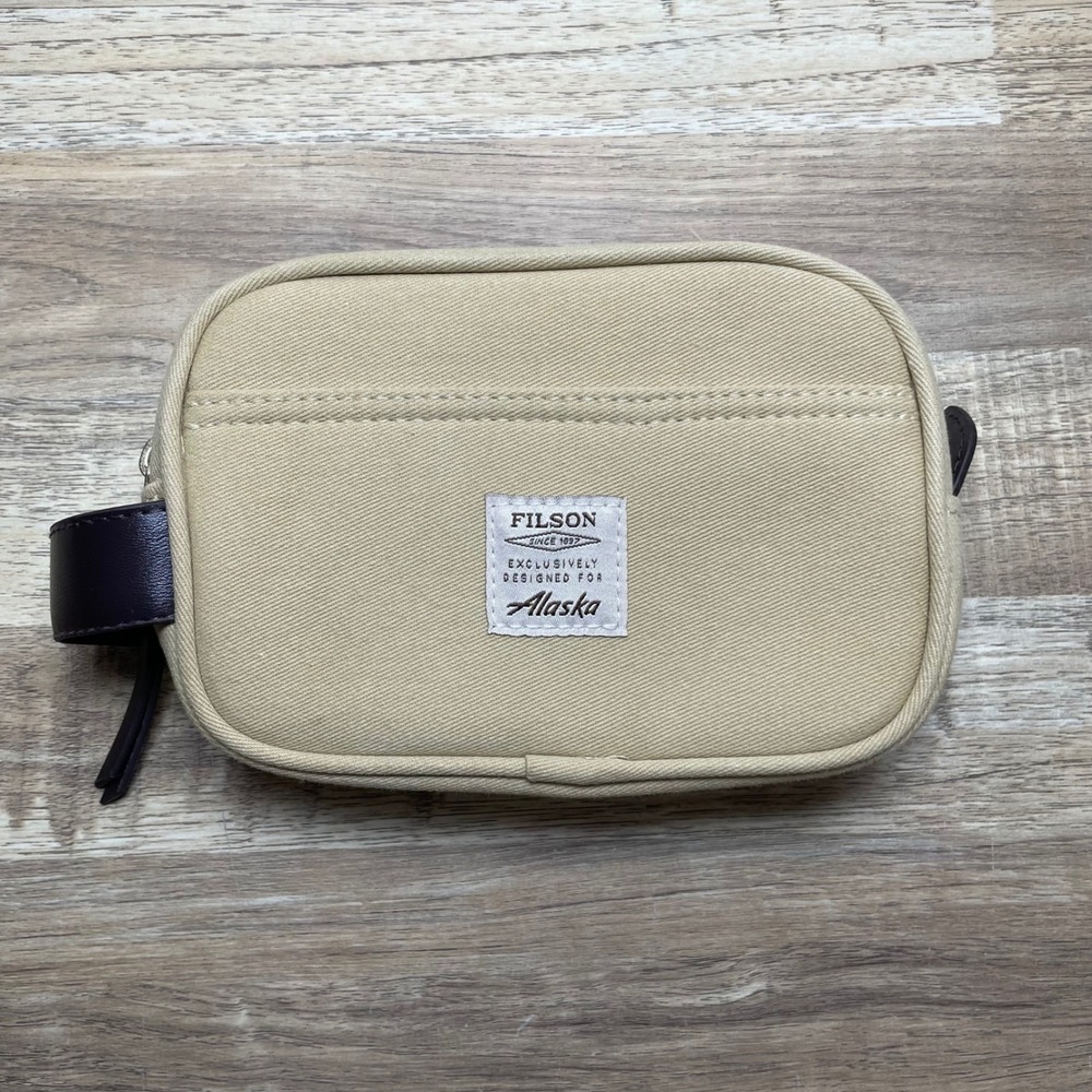 Filson Rugged Twill Travel Kit Pouch Light Tan Alaska Edition Toiletries Bag
